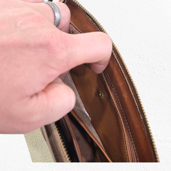 80s Vintage Dooney and Bourke Pebbled Leather USA Made All Weather Satchel Purse - Picture 13 of 16